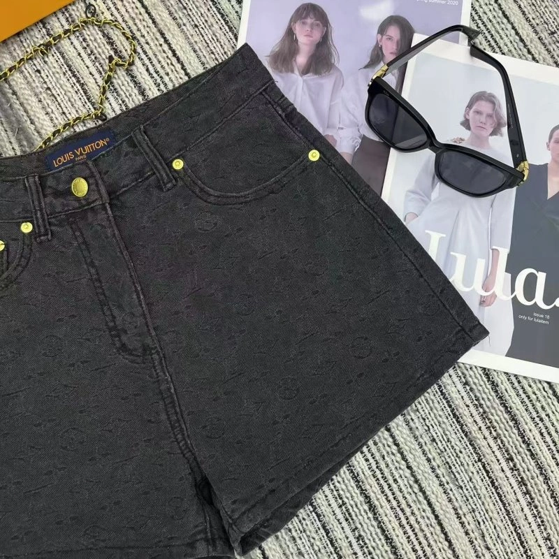Louis Vuitton Short Pants WeatherProof 131044