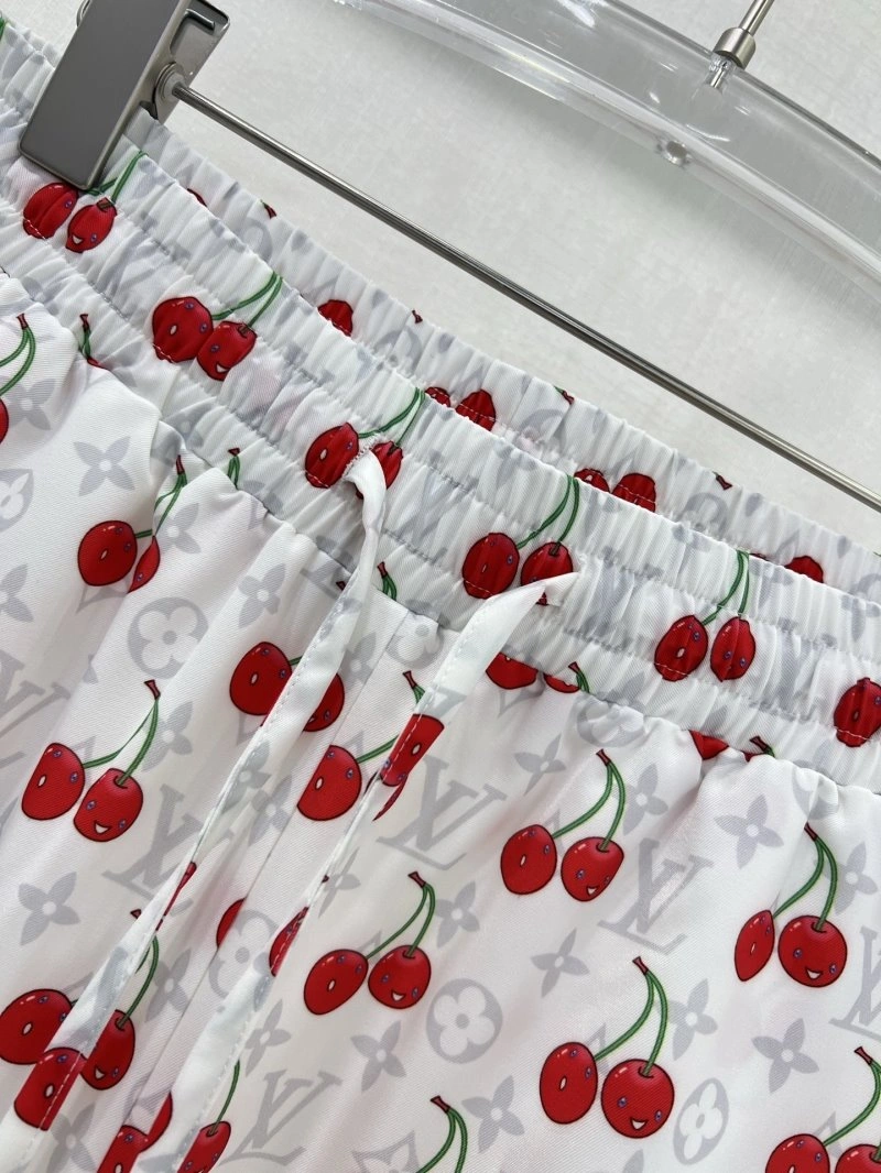 Louis Vuitton Short Pants Breathable 131020