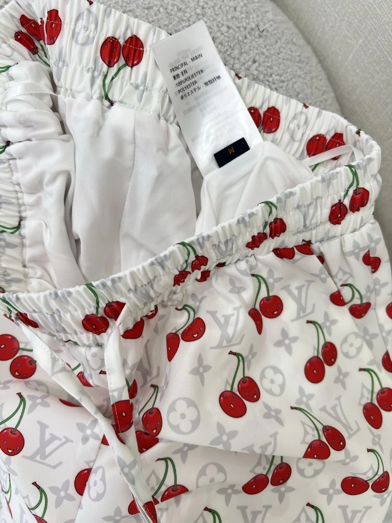 Louis Vuitton Short Pants Breathable 131020