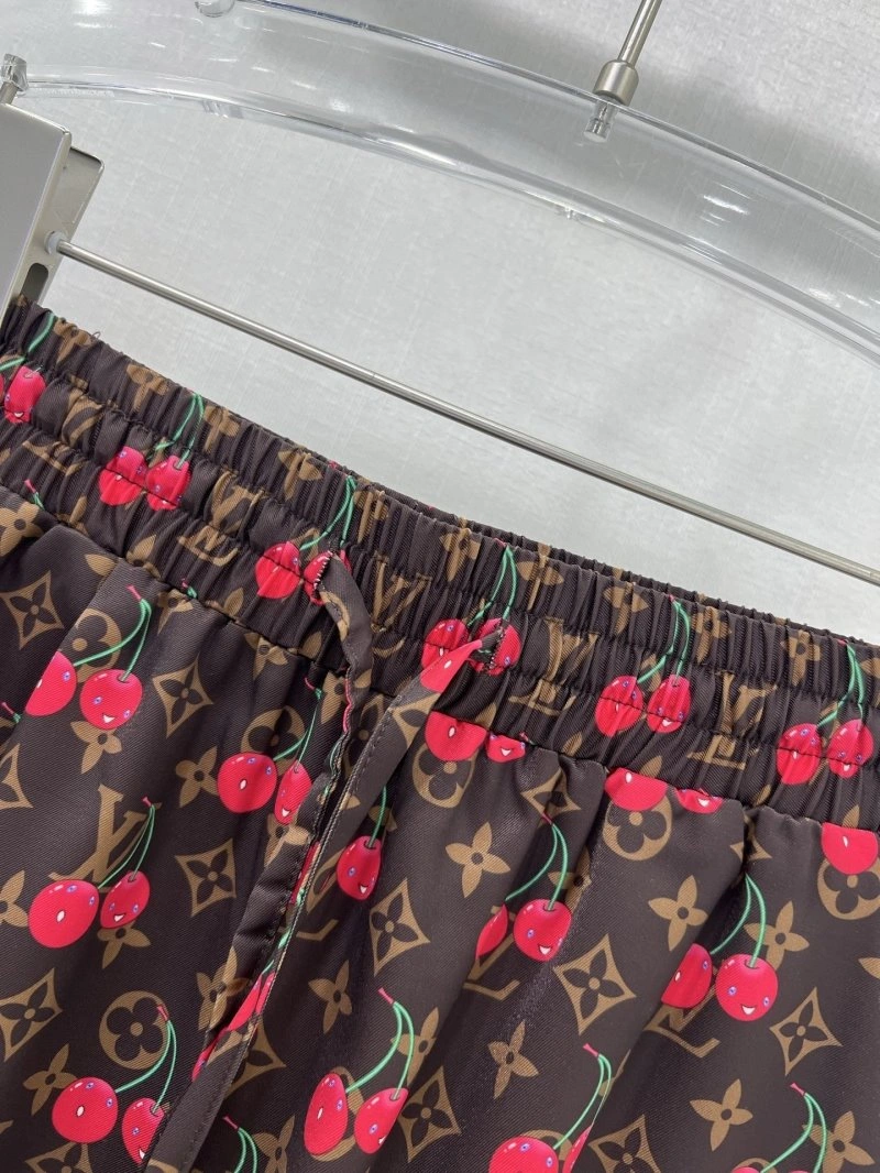 Louis Vuitton Short Pants Bright 131043