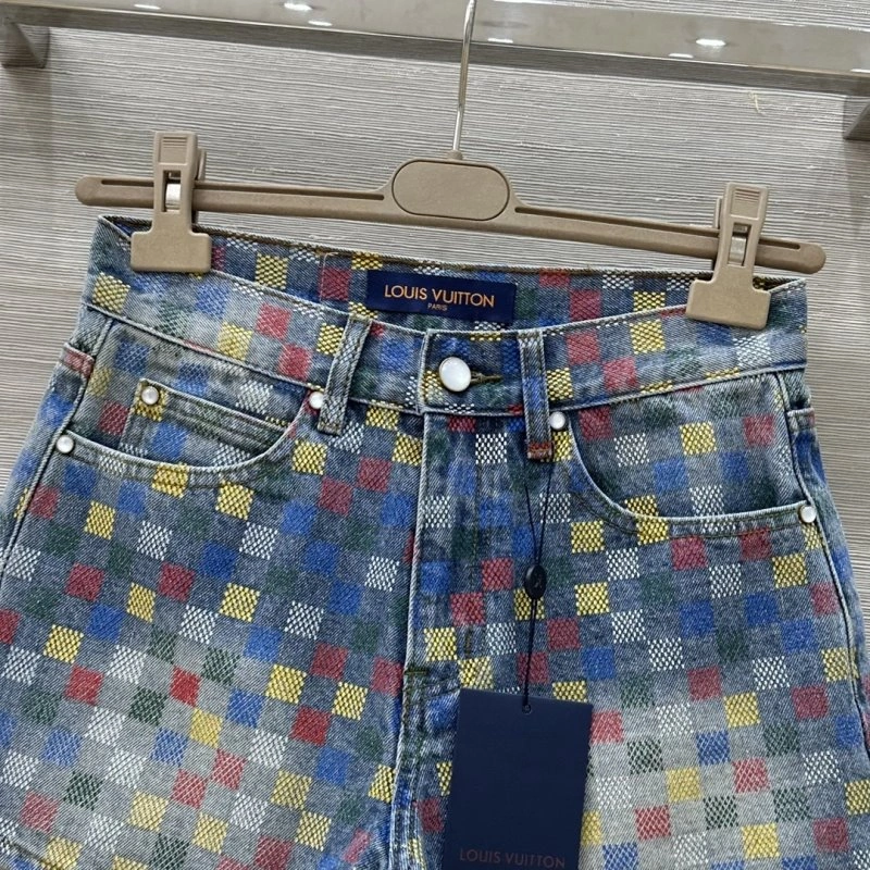 Sophisticated Louis Vuitton Short Pants 131025