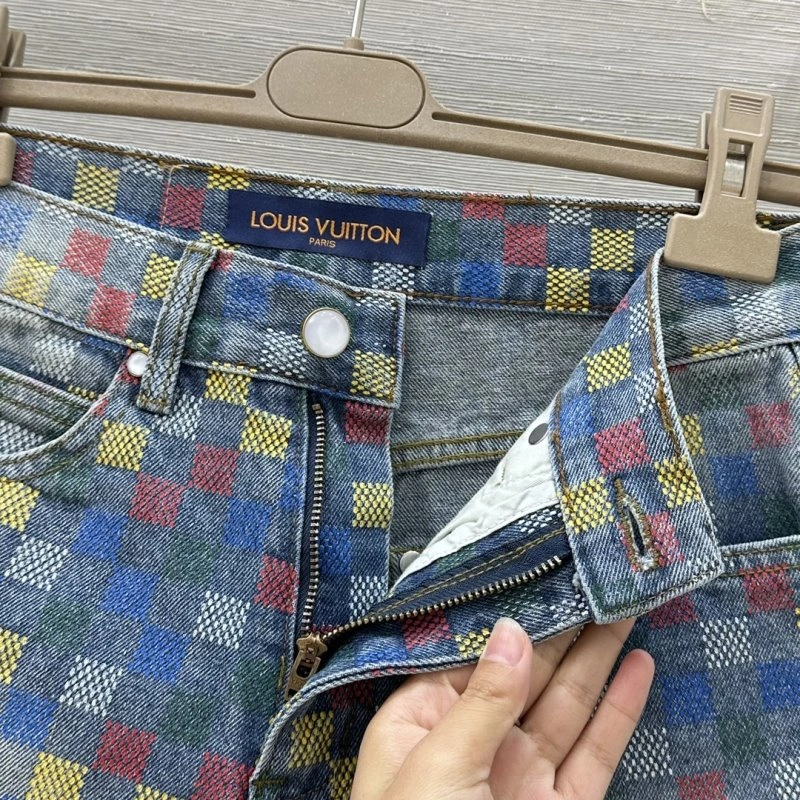 Sophisticated Louis Vuitton Short Pants 131025