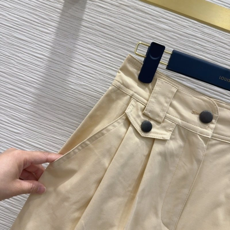 Louis Vuitton Short Pants Unisex 131702