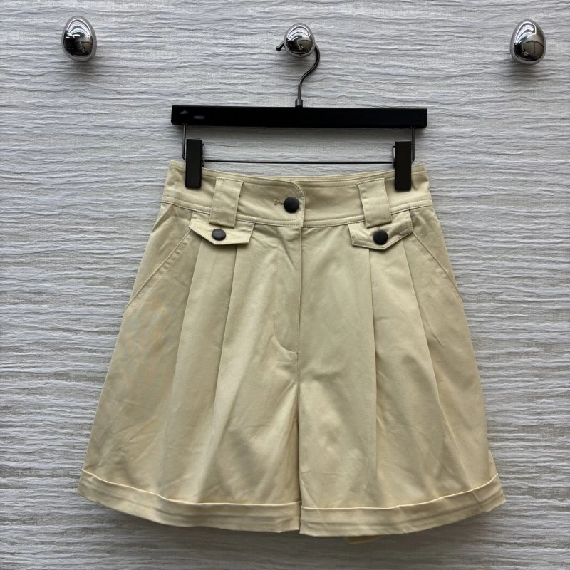 Louis Vuitton Short Pants FashionForward 131717