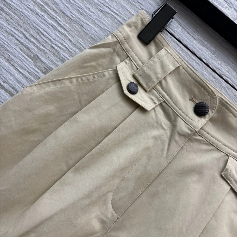 Louis Vuitton Short Pants FashionForward 131717