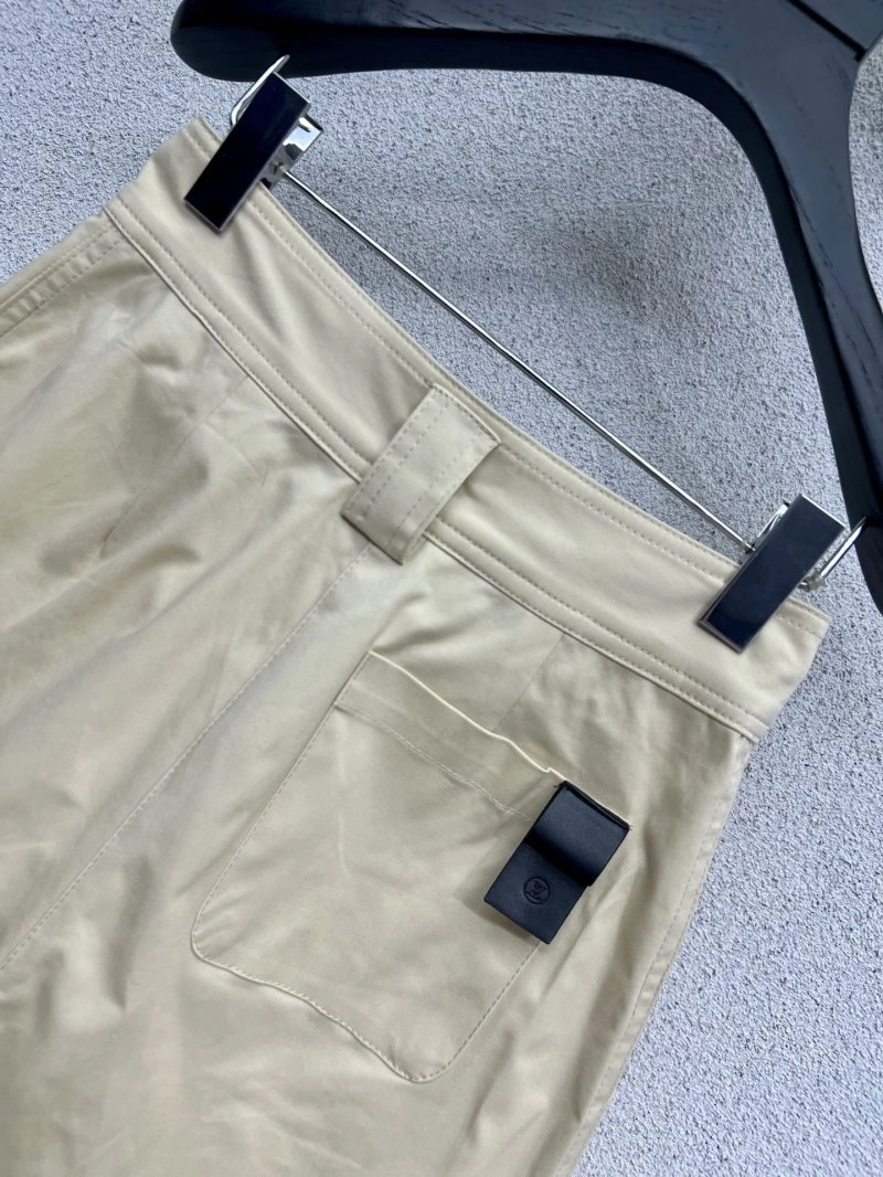 Stylish Louis Vuitton Short Pants 131691
