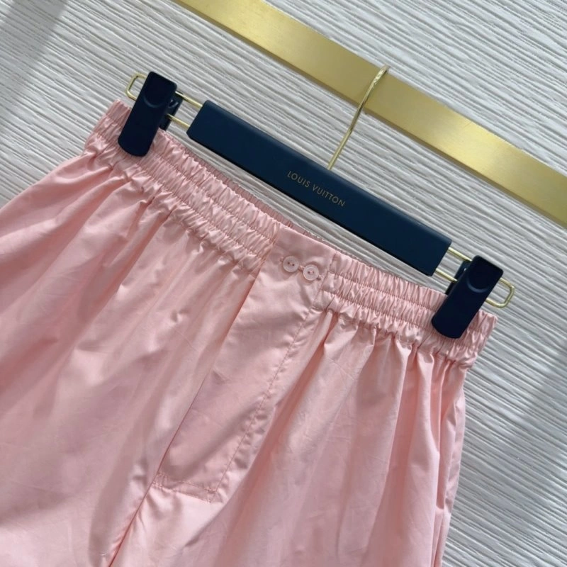 Breathable Louis Vuitton Short Pants 131720