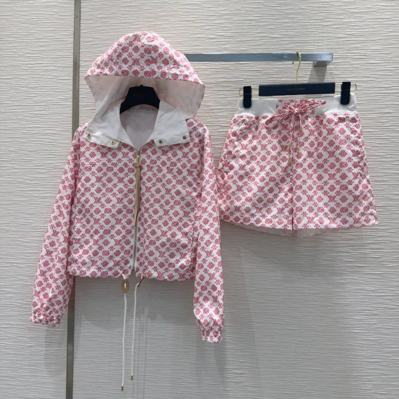 Louis Vuitton Short Pants FreshLook 131709