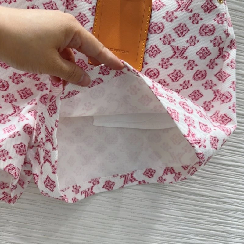 Louis Vuitton Short Pants ZipUp 131716