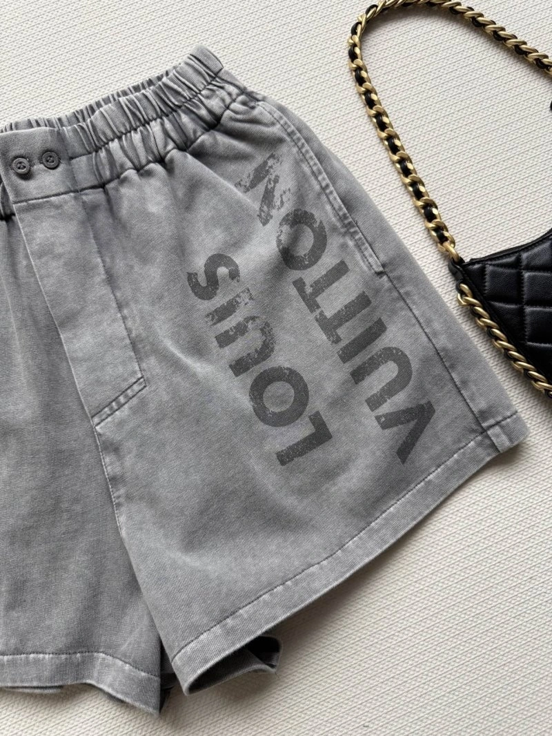 Upgraded Louis Vuitton Short Pants 131698