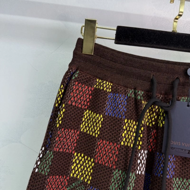 Contemporary Louis Vuitton Short Pants 131689