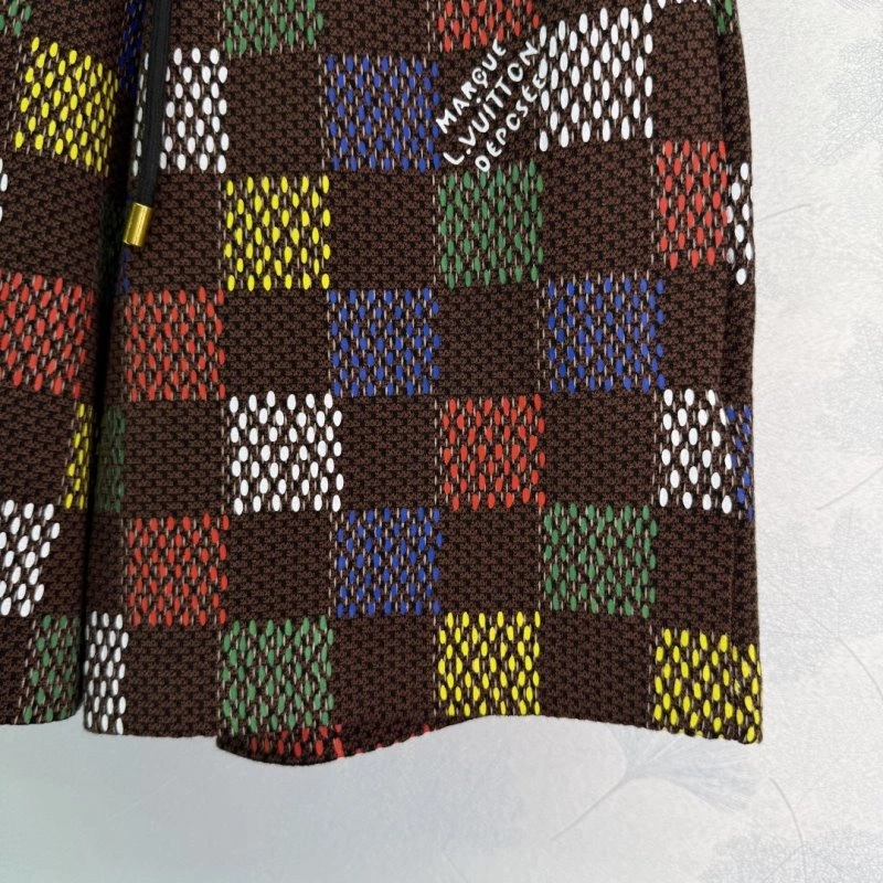 Contemporary Louis Vuitton Short Pants 131689