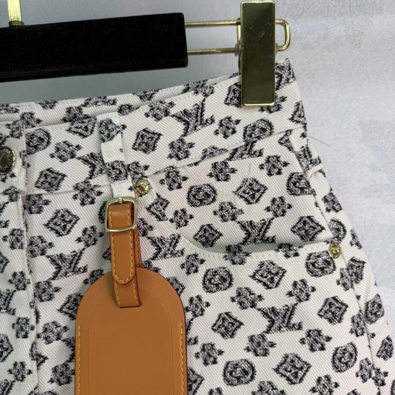 Louis Vuitton Short Pants Affordable 131695