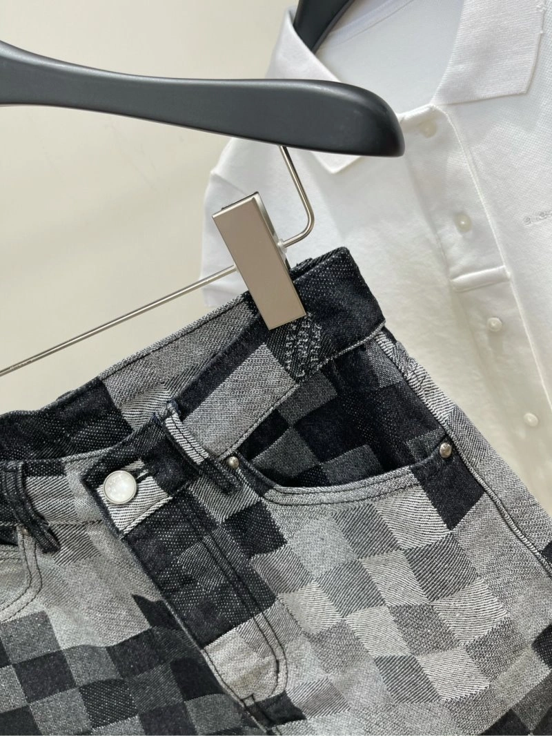 Louis Vuitton Short Pants AllSeason 130668