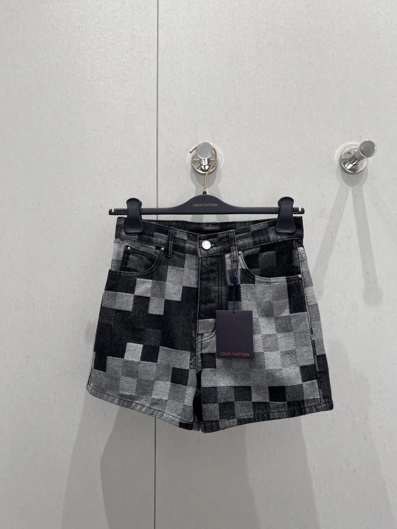 Louis Vuitton Short Pants ZipUp 130663