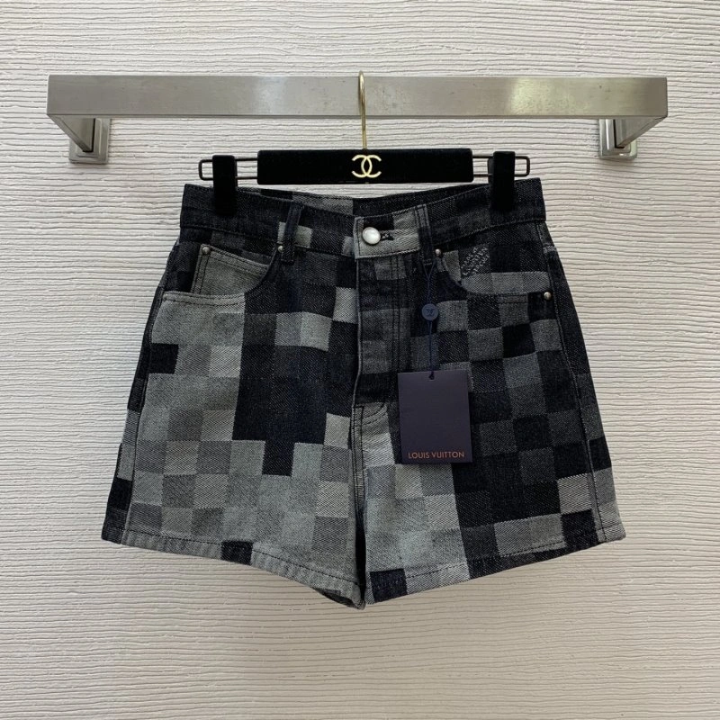 DailyWear Louis Vuitton Short Pants 130662