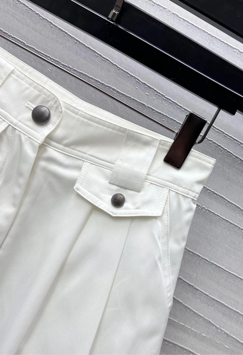 Stretchable Louis Vuitton Short Pants 130660