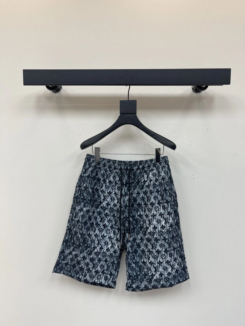 Breathable Louis Vuitton Short Pants 130657