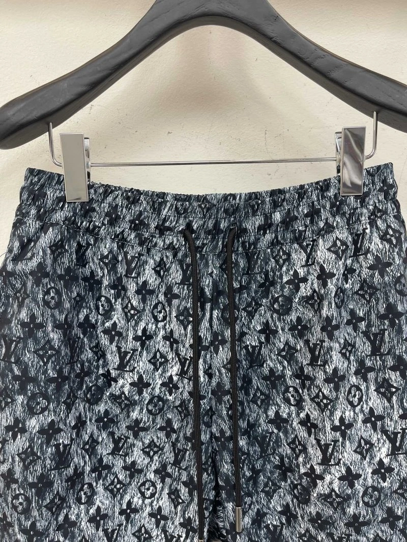 Breathable Louis Vuitton Short Pants 130657