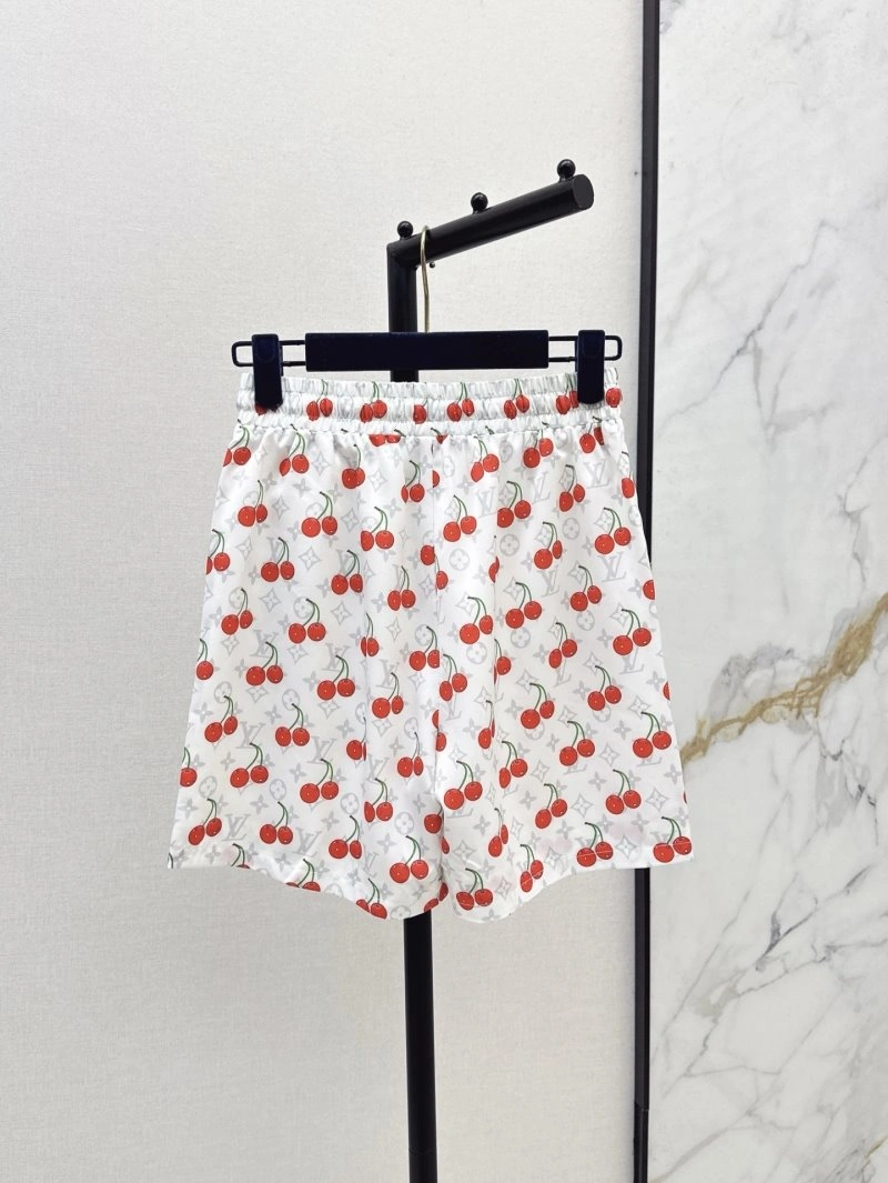 Louis Vuitton Short Pants Unisex 130636