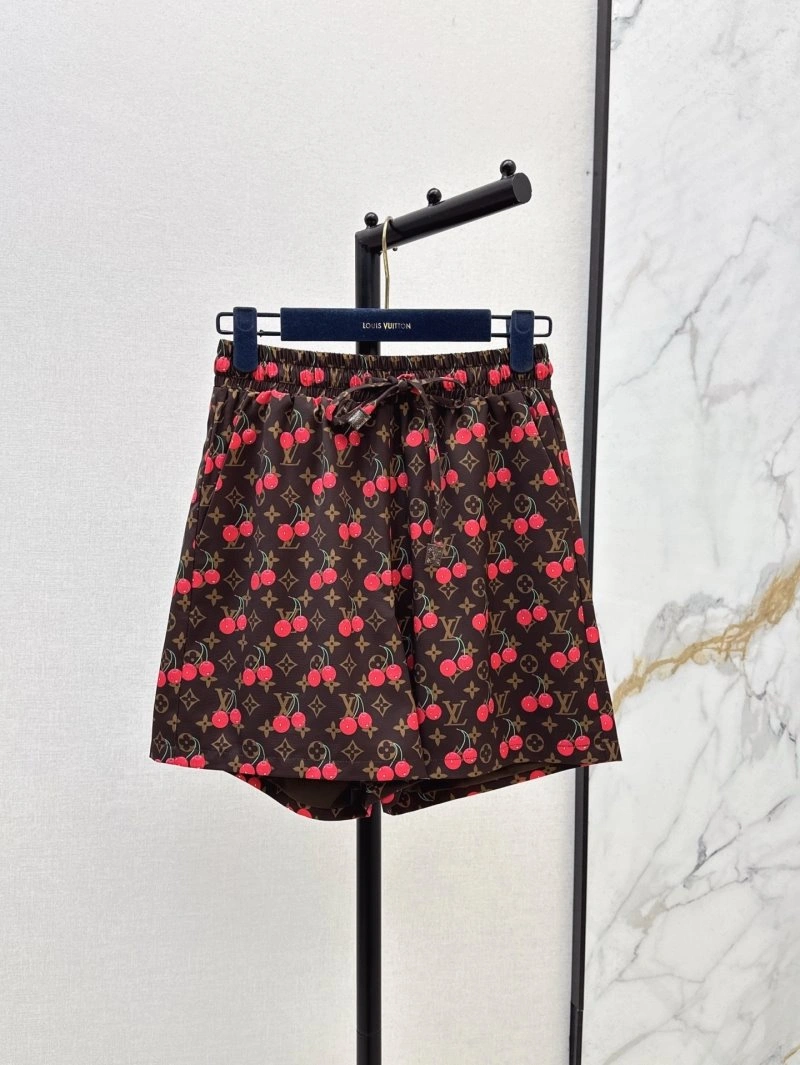 Refined Louis Vuitton Short Pants 130654