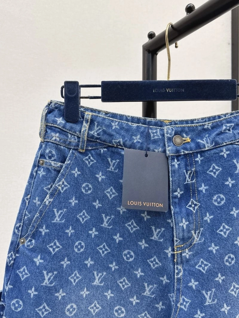 WeatherProof Louis Vuitton Short Pants 130628