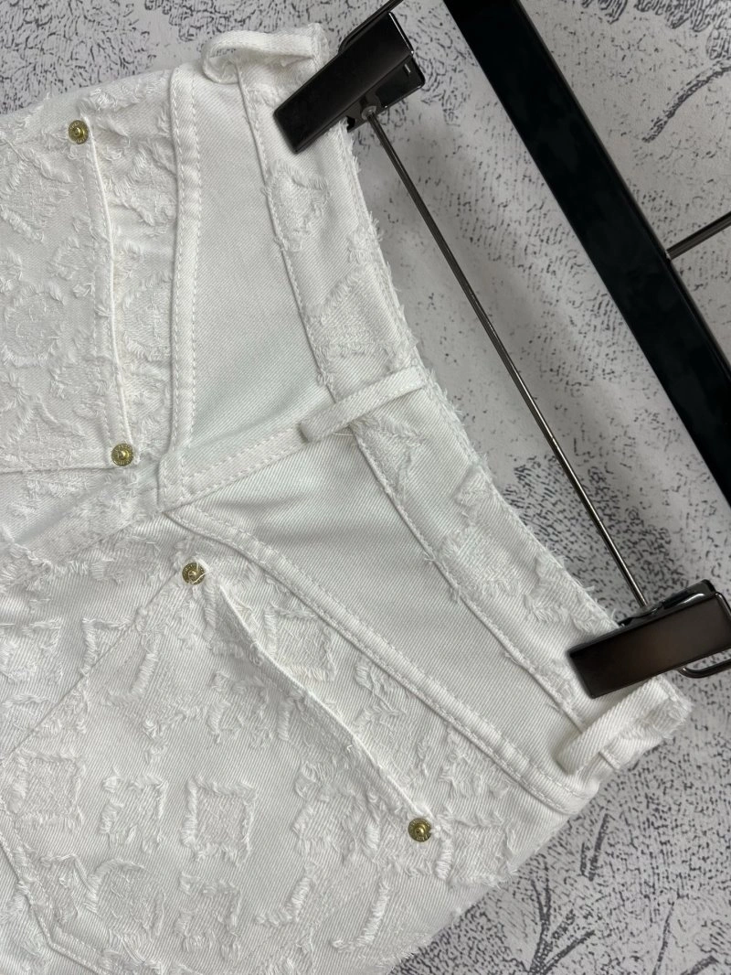 Louis Vuitton Short Pants Fashionable 130653