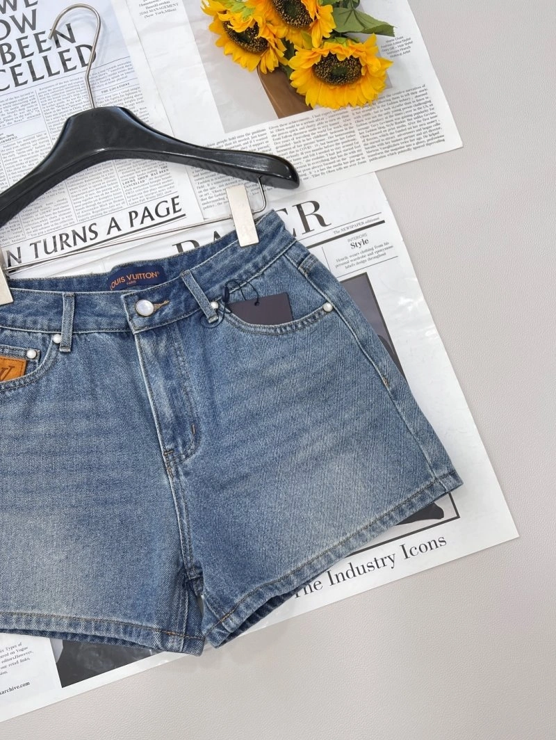 Louis Vuitton Short Pants MoistureWicking 130652