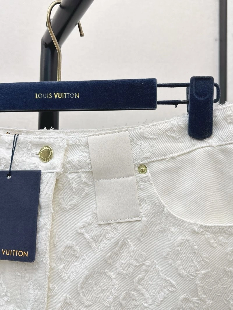 Louis Vuitton Short Pants OdorResistant 130635