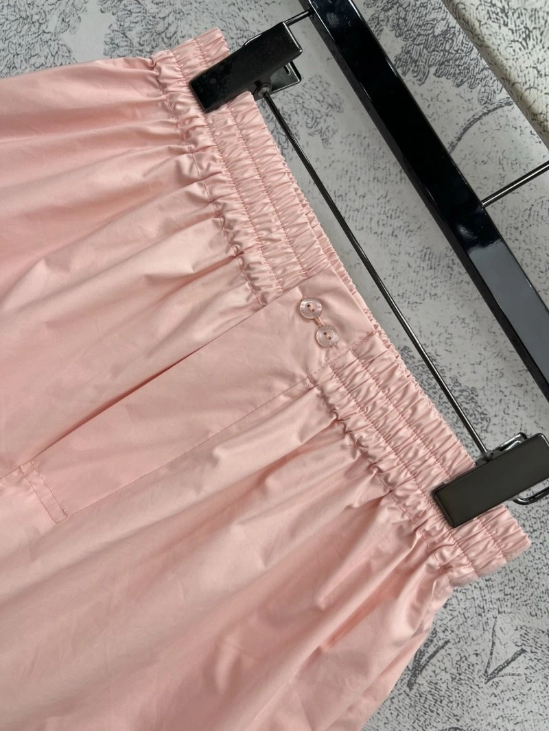 Compact Louis Vuitton Short Pants 130646
