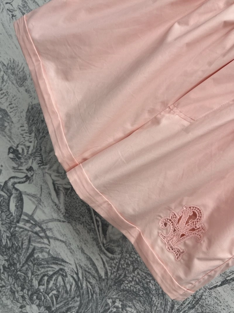Compact Louis Vuitton Short Pants 130646