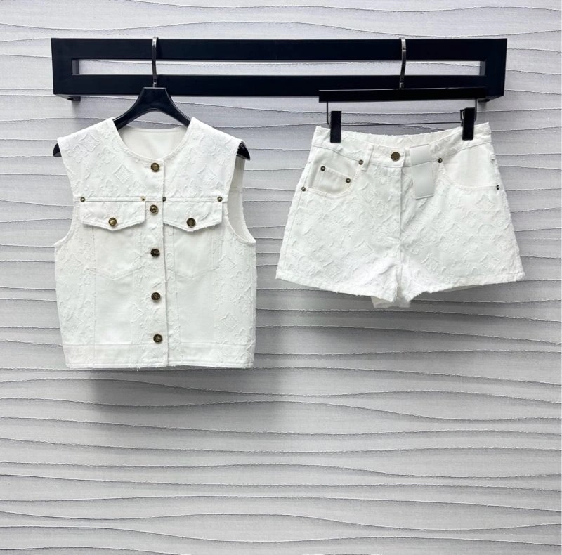 Louis Vuitton Short Pants QuickDry 130645
