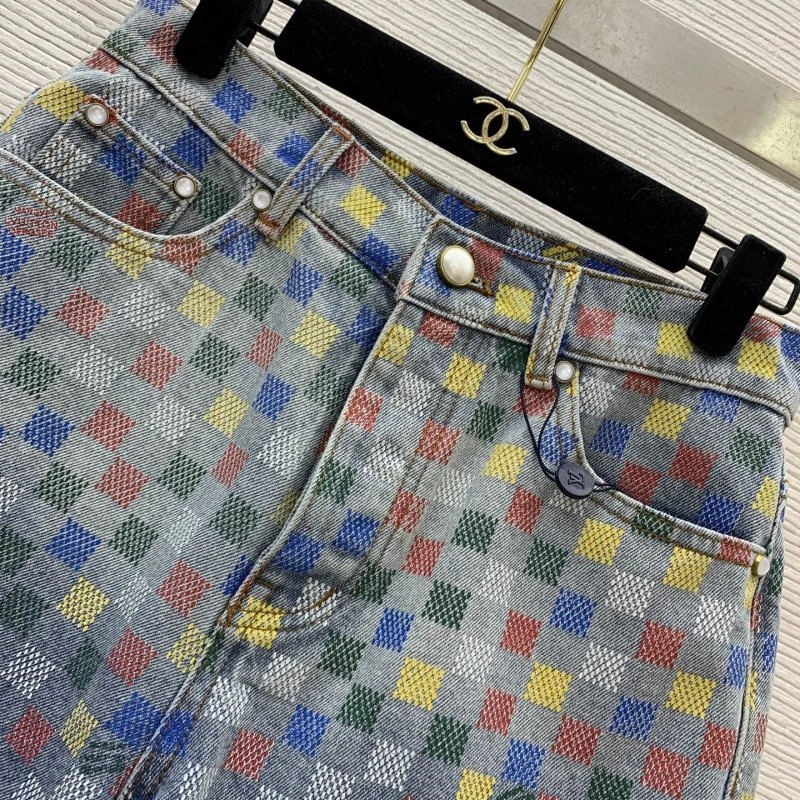 EasyMatch Louis Vuitton Short Pants 130639