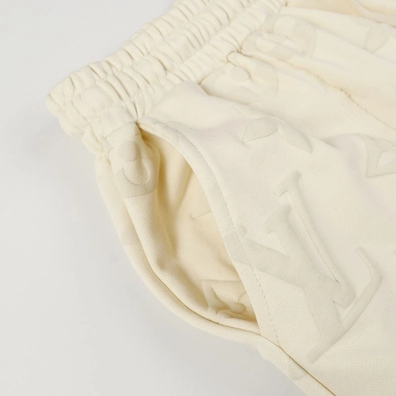 UrbanChic Louis Vuitton Short Pants 135768