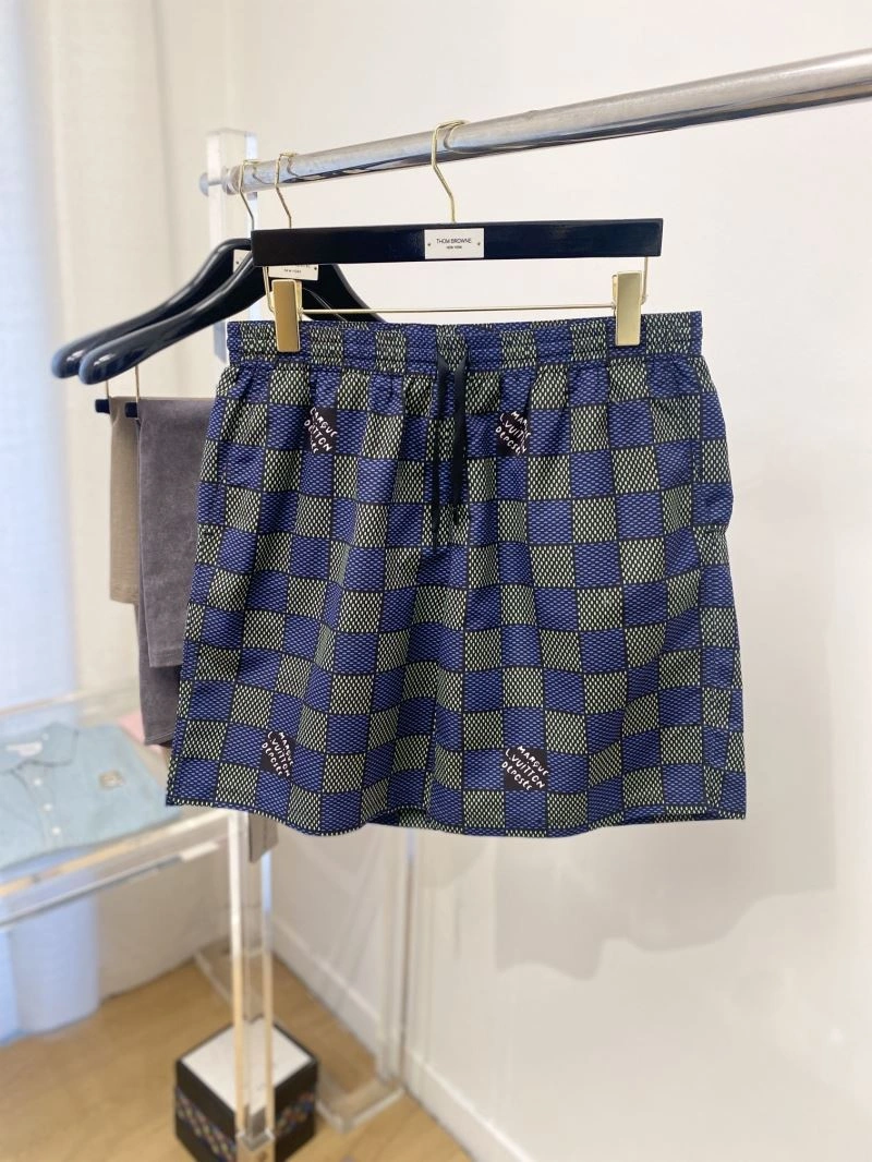 Sleek Louis Vuitton Short Pants 135760