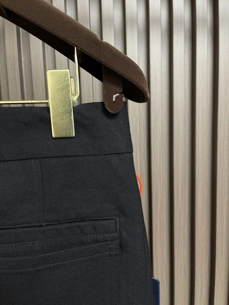 Sophisticated Louis Vuitton Short Pants 135756