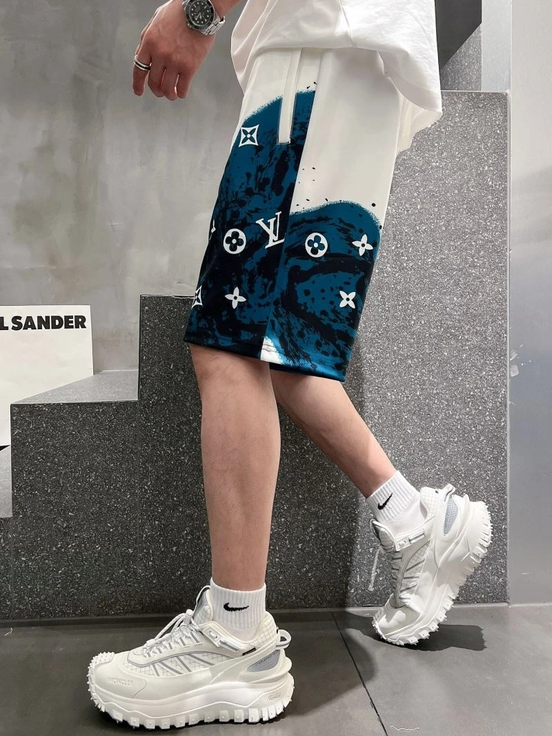 Breathable Louis Vuitton Short Pants 135759