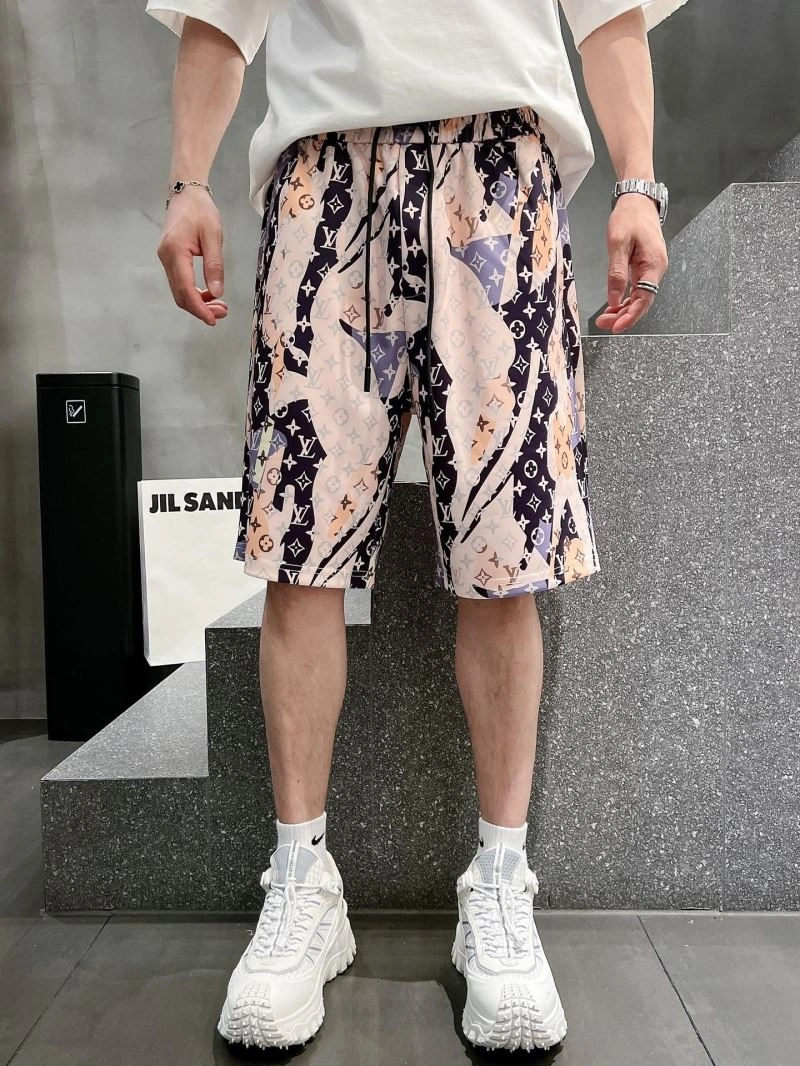 Lightweight Louis Vuitton Short Pants 135754