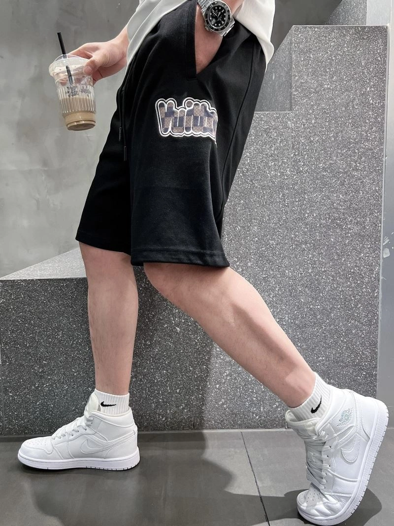 Louis Vuitton Short Pants MoistureWicking 135757