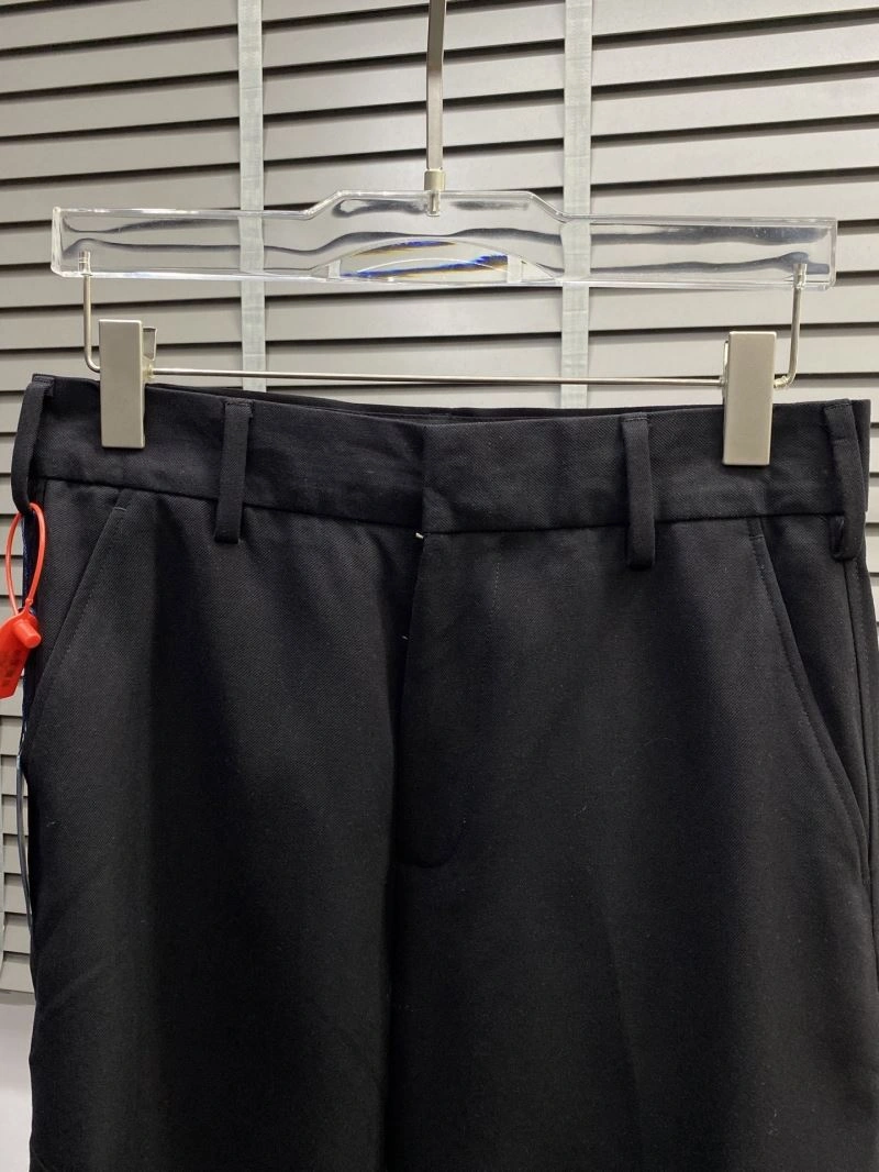 SunProtective Louis Vuitton Short Pants 135750