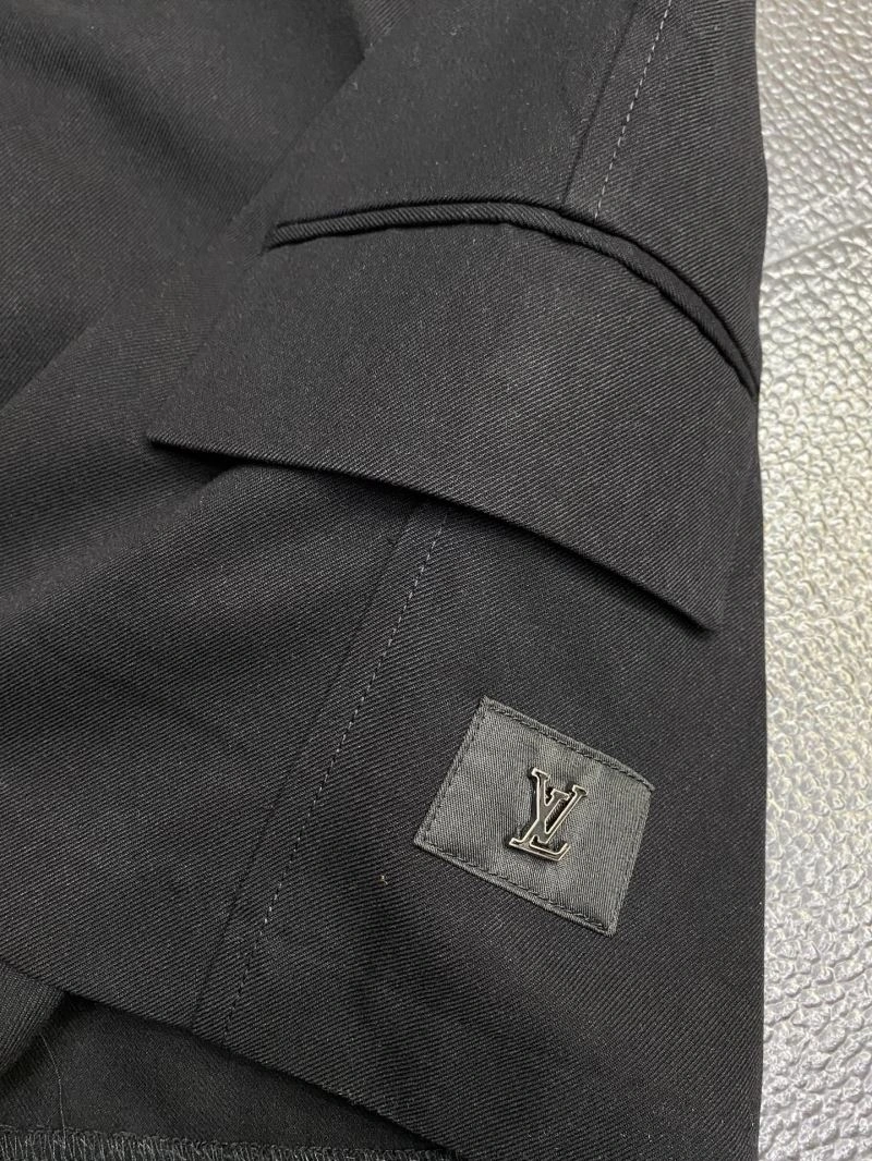 SunProtective Louis Vuitton Short Pants 135750