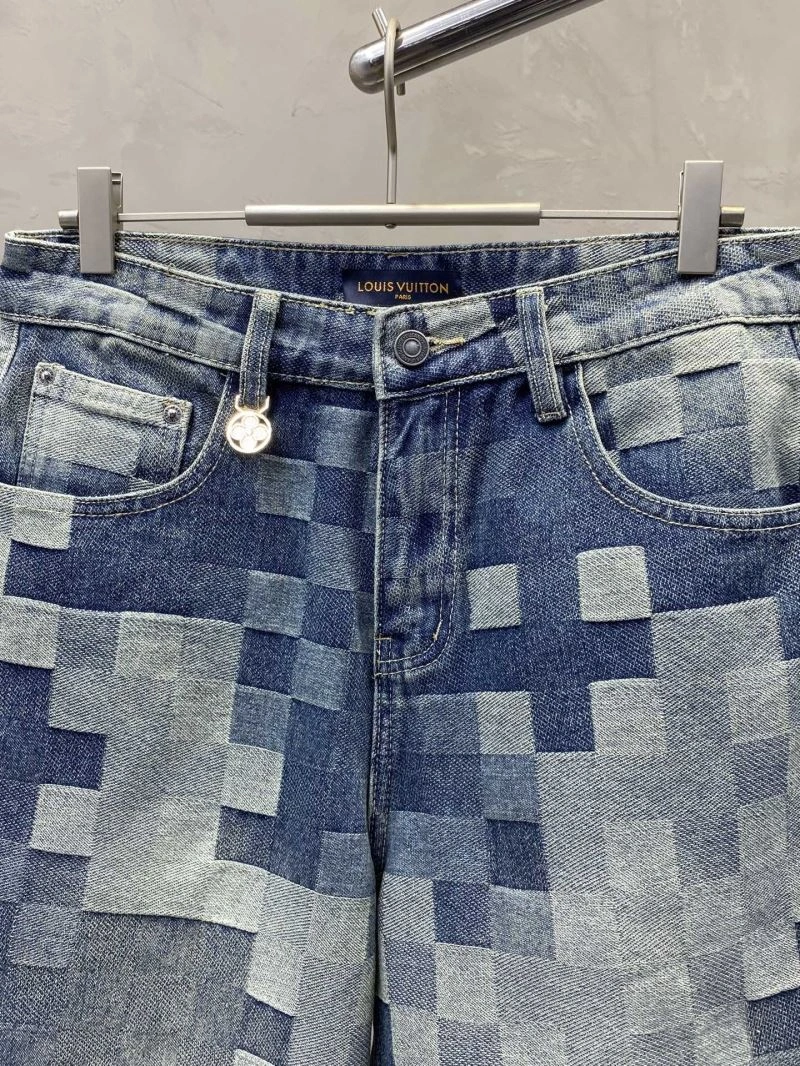 Louis Vuitton Short Pants Breathable 134835