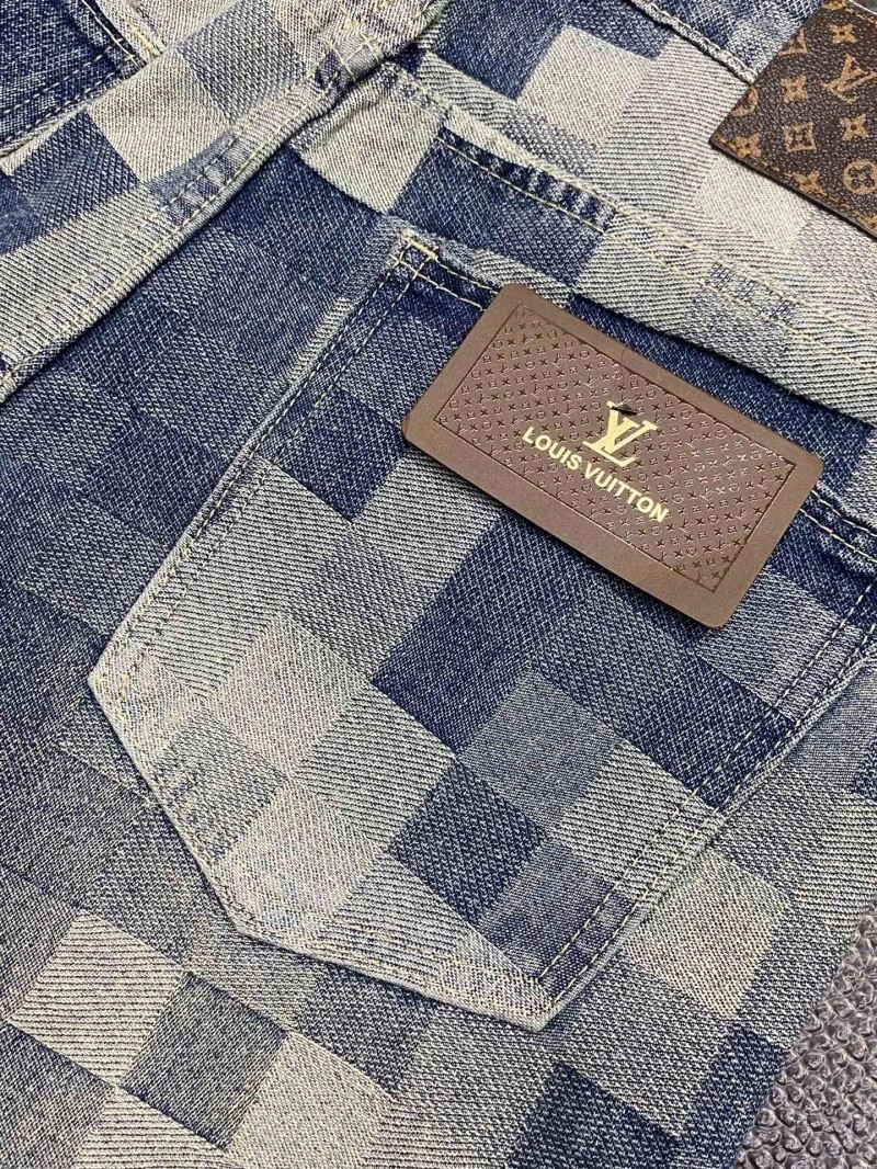 Louis Vuitton Short Pants Breathable 134835