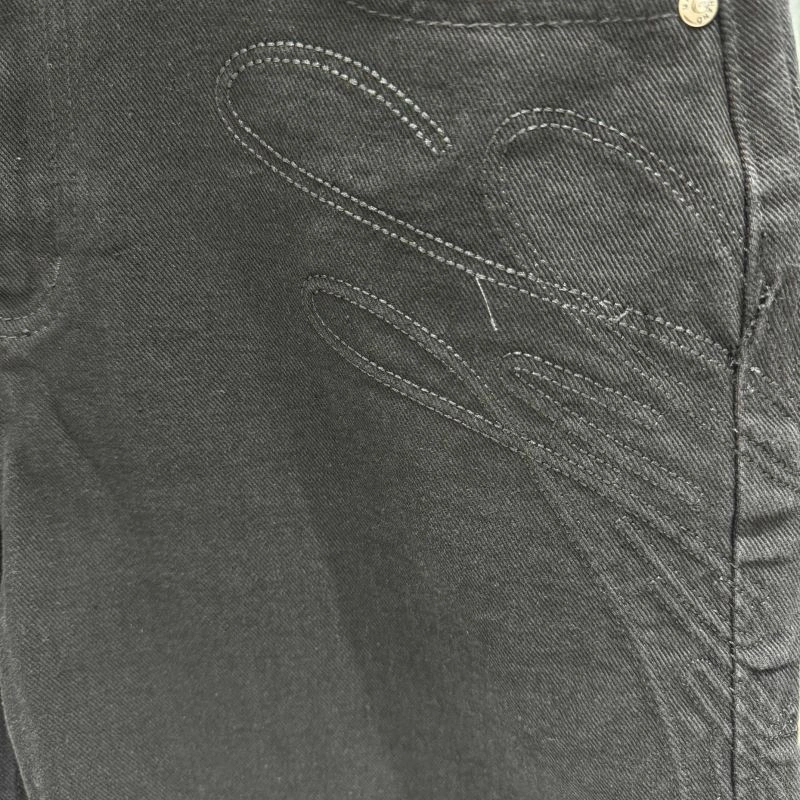 Sporty Louis Vuitton Short Pants 134830