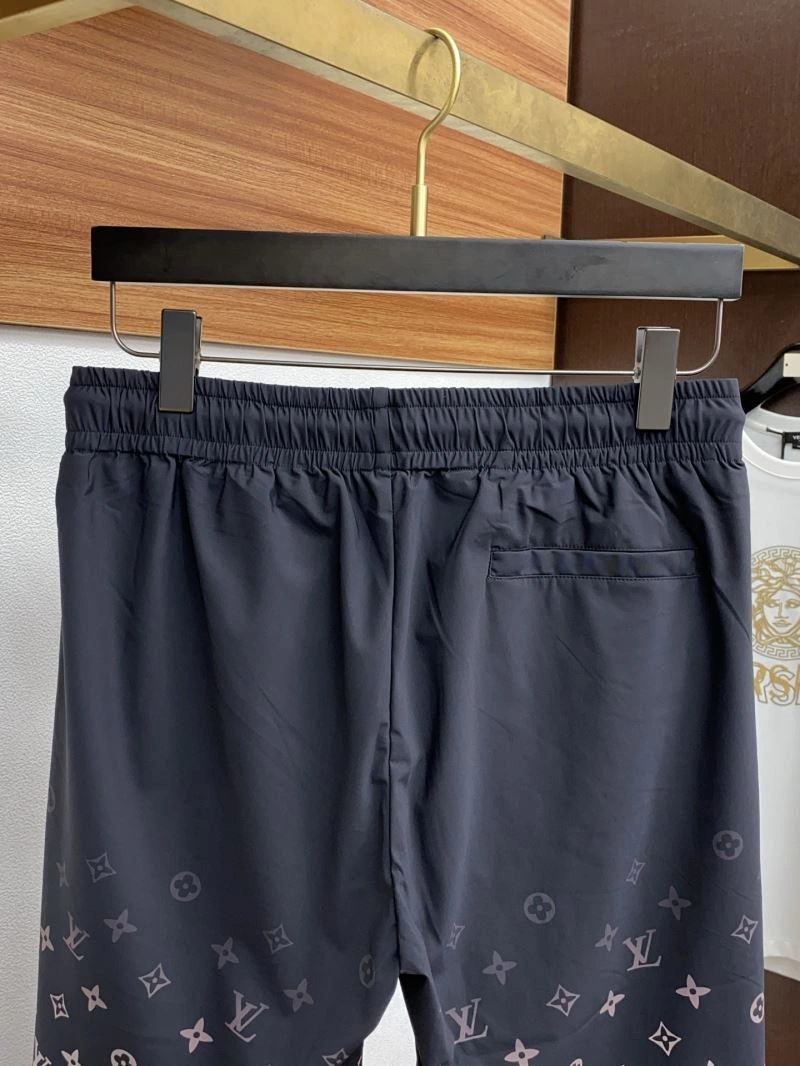 Louis Vuitton Short Pants Breathable 134825
