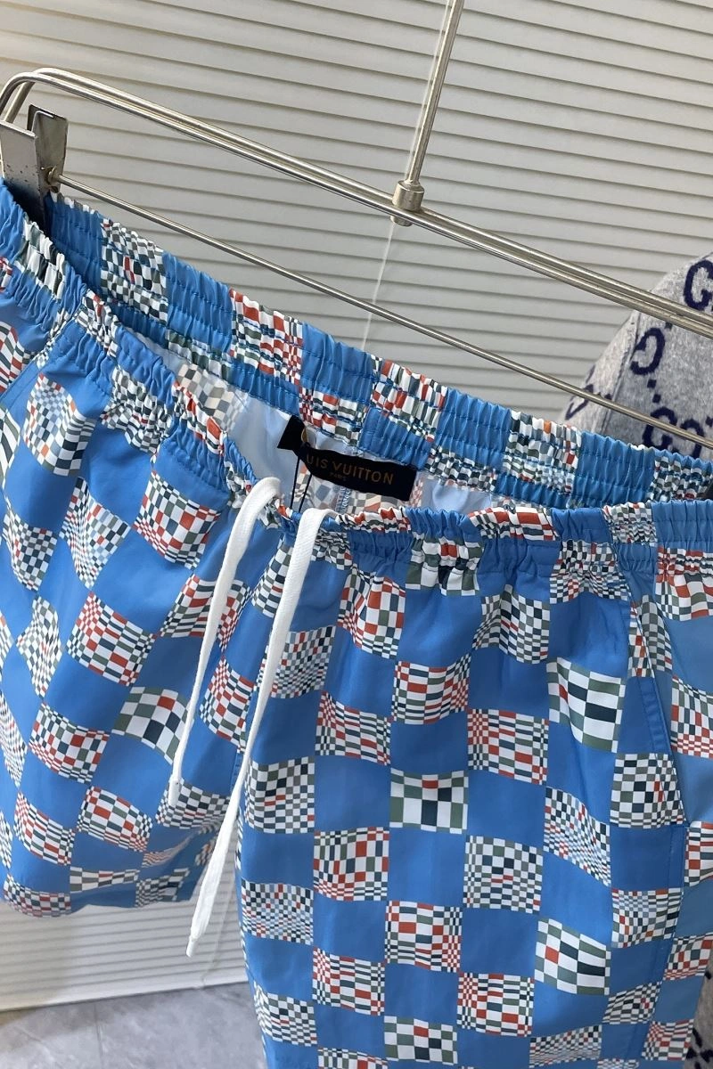 NewStyle Louis Vuitton Short Pants 134819