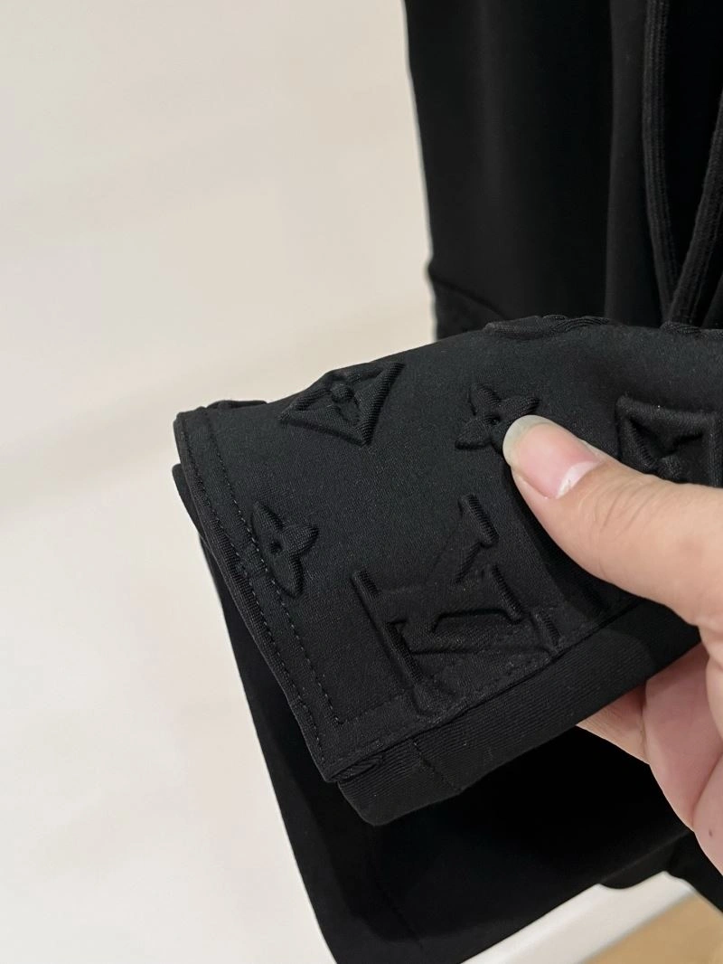 Louis Vuitton Short Pants NewStyle 134800