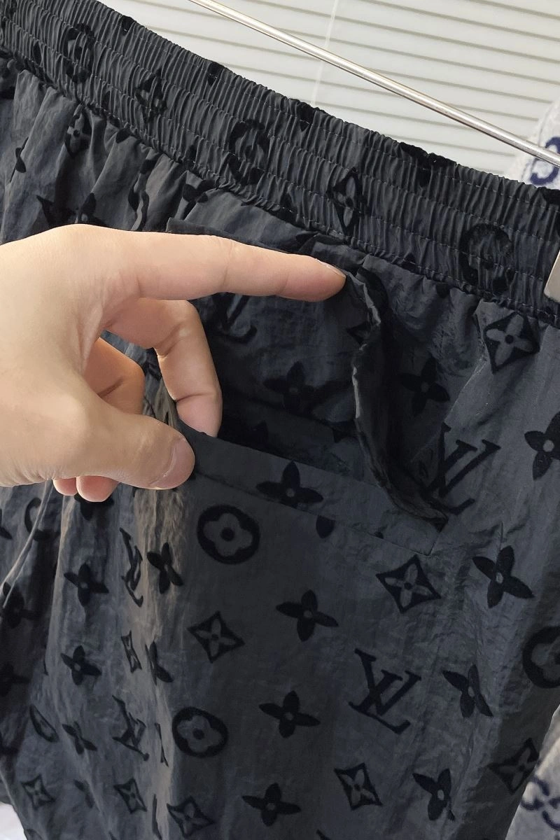 WrinkleFree Louis Vuitton Short Pants 134804