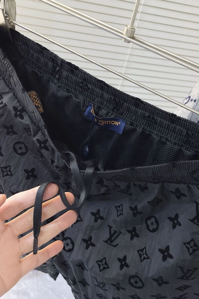 WrinkleFree Louis Vuitton Short Pants 134804