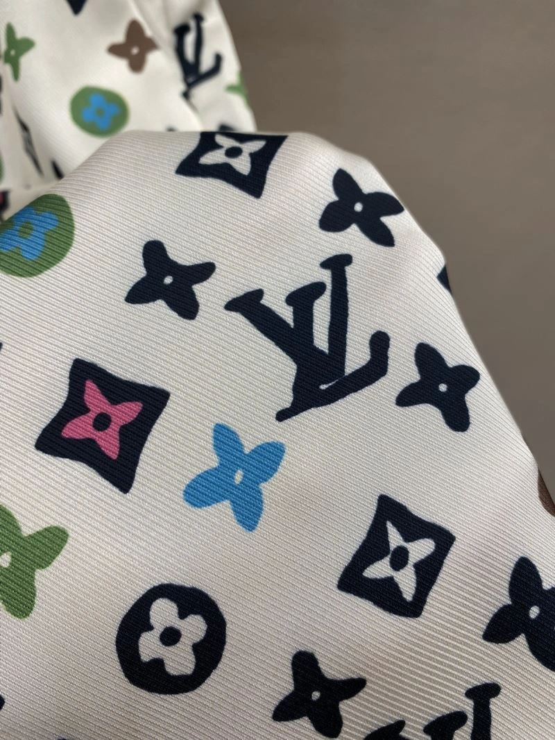 Snug Louis Vuitton Short Pants 134814